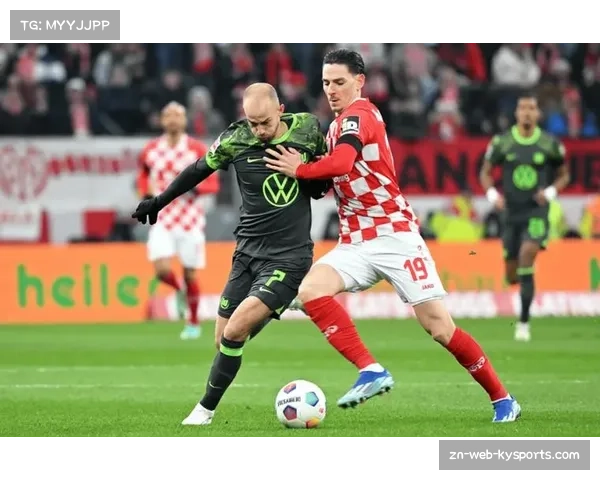 半场数据：拜仁压迫成功率达65%，但由守转攻后最后一传失误频发